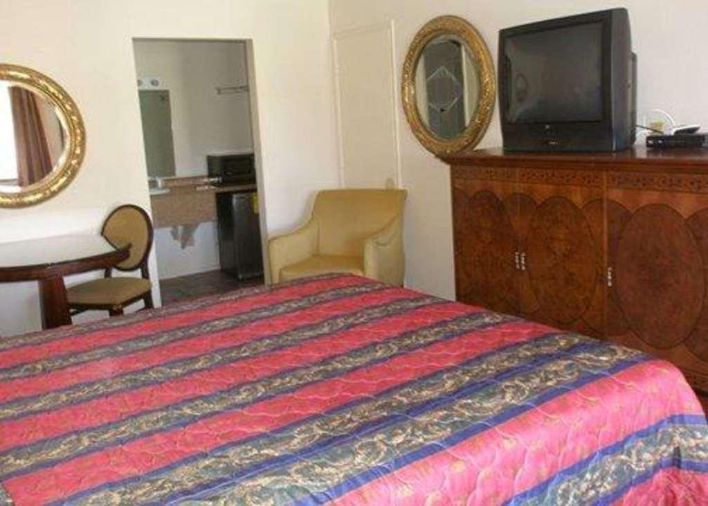 Beyond Stay Hotel Victorville Downtown Camera foto