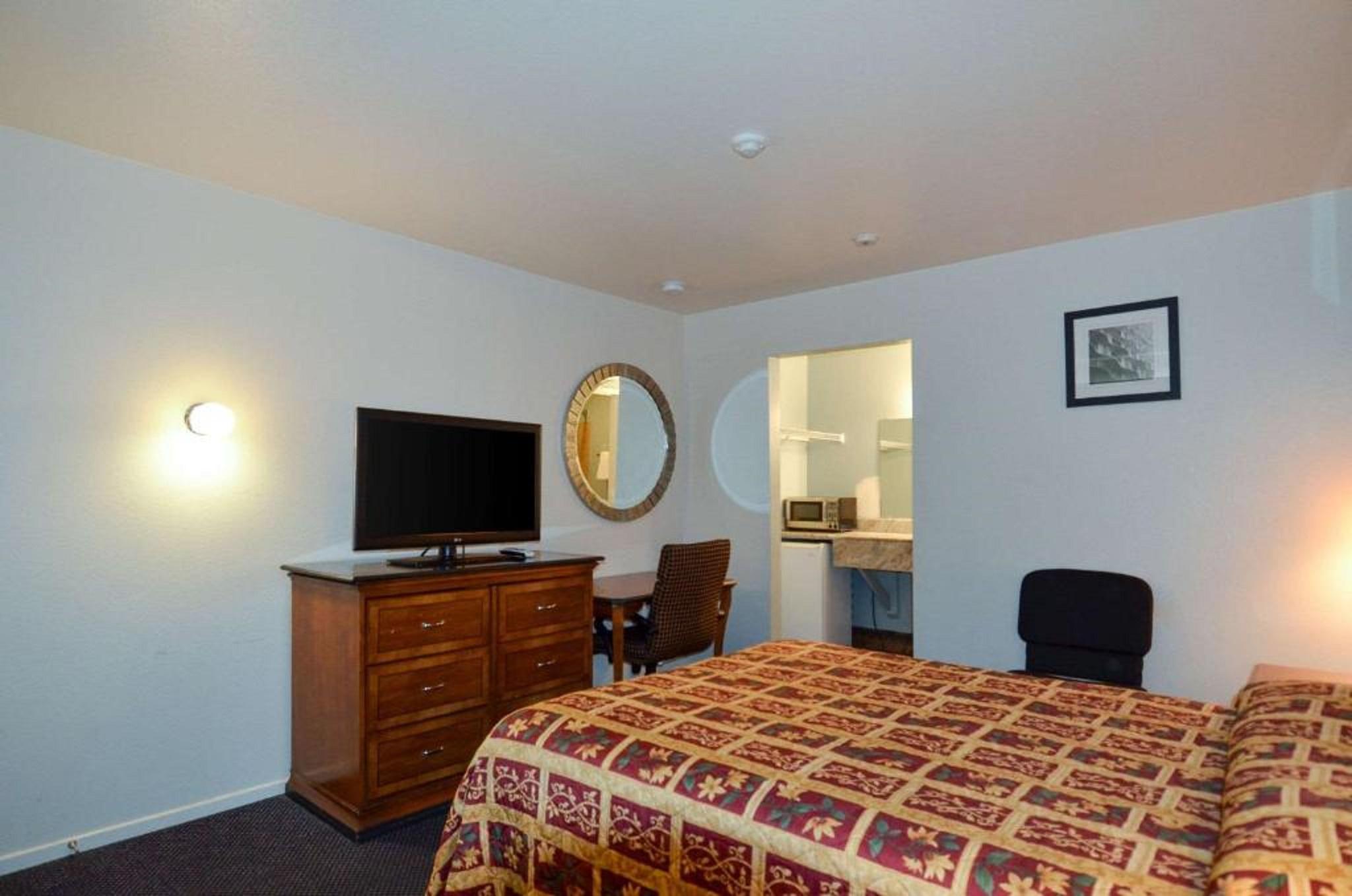 Beyond Stay Hotel Victorville Downtown Esterno foto